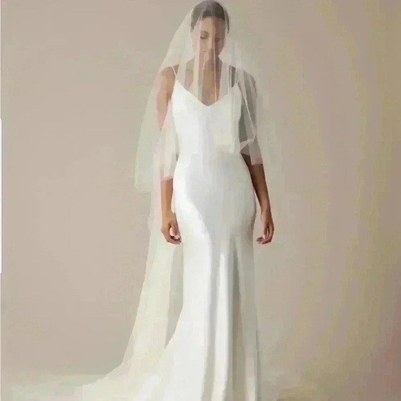 Elegant Wedding Veils   - Picture 11 of 12